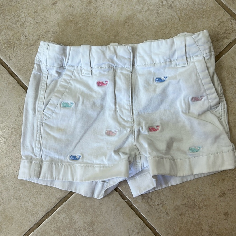 Vineyard Vines shorts